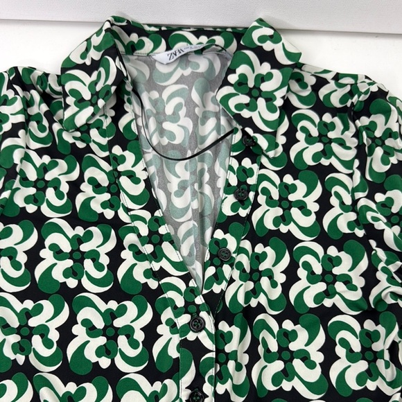 Zara Abstract Retro Green Fitted Button Down Shirt - Picture 8 of 10